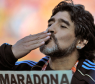 Марадона се предложи на националния отбор на Аржентина