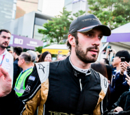 Бивш пилот от Формула 1 финишира на заден ход в Хонконг (ВИДЕО)