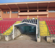 Ботев (Враца) слага осветление на стадиона си
