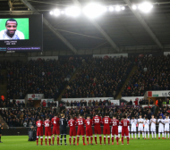 Суонзи и Ливърпул отдадоха почит към легендарно име в английския футбол 