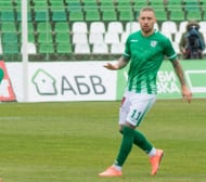 Контузия на Бандаловски обърка плановете на Томаш срещу Левски