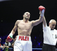 Тервел Пулев нокаутира бързо непобеден унгарец за десета победа на ринга (ВИДЕО)