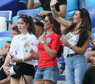 В Англия горди от... футболните си съпруги на Световното