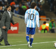 Марадона се предложи на Аржентина! Ще работи без пари 