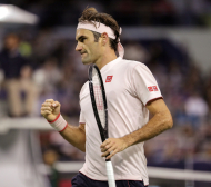 Федерер тръгна с победа в Китай 