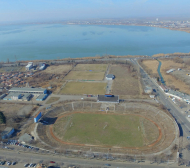 "Акулите" взеха стадион "Черноморец" до 2020 година 