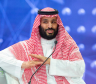 Готви ли се сензационна продажба? Собственик на колос на среща в Саудитска Арабия