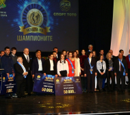 Победителите в анкетата на БЛИЦ сред наградените в "Нощта на шампионите", Тайбе Юсеин №1 (ВИДЕО и СНИМКИ)
