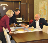 Кралев обсъди възможностите за изграждане на нов стадион в Бургас