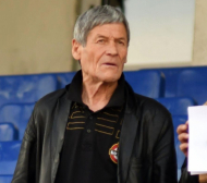 Легенда на българския футбол приет по спешност в болница
