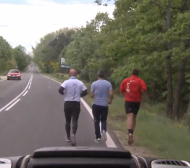 ГЛЕДАЙТЕ ТУК: Краси Георгиев стартира 1200-километровото бягане 