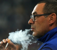 Известен треньор пуши като комин - по 60 цигари на ден (СНИМКИ)