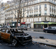 Безредици и арести във Франция след драмата на Алжир