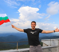 Ненормален потроши джипа на българска звезда