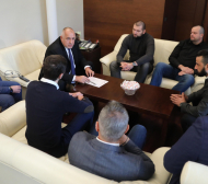 Ексклузивно! Премиерът Борисов с интересно предложение на срещата със "сините" фенове ВИДЕО