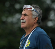 Замесен в скандал треньор поема българските национали