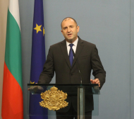 Президентът Радев изказа съболезнования на семейството на легендарния Бисер Михайлов