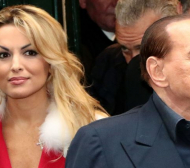 Берлускони отмъсти на бившата, взе 53-години по-млада СНИМКИ 