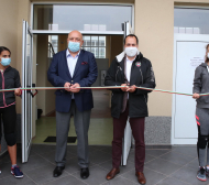 Кралев и кметът на Враца откриха волейболна зала в града СНИМКИ