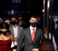 Колко "изненадващо": Роналдо спечели "Футболист на века" на церемонията на агента си ВИДЕО