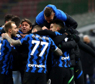 Интер срази Лацио и свали Милан от върха ВИДЕО