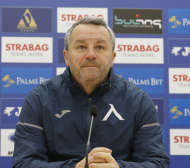 Треньорът на Левски разкри за проблеми в отбора