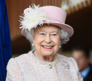 Намесиха и кралица Елизабет II в големия спор, разтресъл Европа снощи