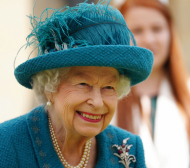 Кралица Елизабет надъха Англия за финала