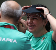 Страхотно: Костадинова финалистка с първи резултат, стреля за нов медал СНИМКИ