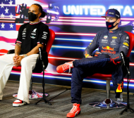 Страшен скандал във Формула 1! Хванаха претендентите за титлата в крачка ВИДЕО