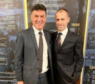 Шефът на УЕФА подкрепи Боби Михайлов за промени в българския футбол СНИМКИ