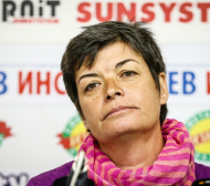 Пречат на национали да тренират, Румяна Нейкова с критика към властта