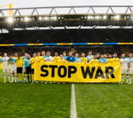 Футболно шоу донесе 400 бона в подкрепа на Украйна