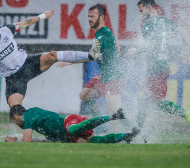 Не е за футбол: Лятна буря удари Враца СНИМКИ