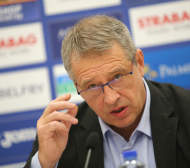 Шеф в Левски нарече Мъри гений и обясни за отстранен футболист