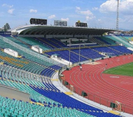 Феновете полудяха: Какво се случва с тревата на Националния стадион преди Левски - ЦСКА?