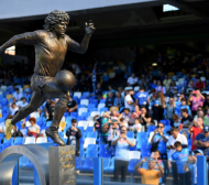 Откриха уникална статуя на Диего Марадона