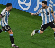 Аржентина оцеля в края срещу Австралия за място на 1/4-финалите ВИДЕО