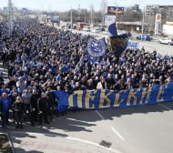 Mъри Стоилов повежда шествие