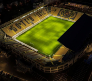 Бижу: Един от най-модерните стадиони у нас обира точките СНИМКИ
