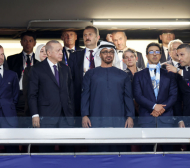 Ердоган, хубавата Ивана, шейхове и легенди на големия финал в Истанбул СНИМКИ