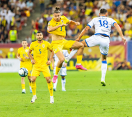 Късни голове решиха скандалния мач в Румъния