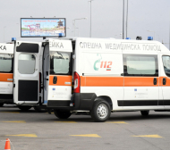 Автобус с 16 деца от Ловеч катастрофира, има загинал