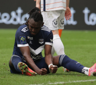 Футболист в кома след травма в главата, Мбапе се притесни