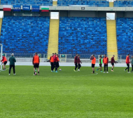 Младежите на България излизат на извънземен стадион ВИДЕО