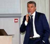 Шеф в УЕФА обяви новост във ВАР за Евро 2024