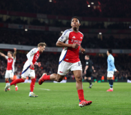 Официално: Голям талант преподписа с Арсенал