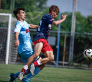 Септември (София) с обрат от 0:2 до 3:2