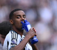 Сагата свърши! Най-лудият и най-скъпият трансфер е факт