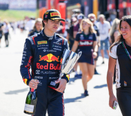 Никола Цолов с поредна крачка към Формула 1